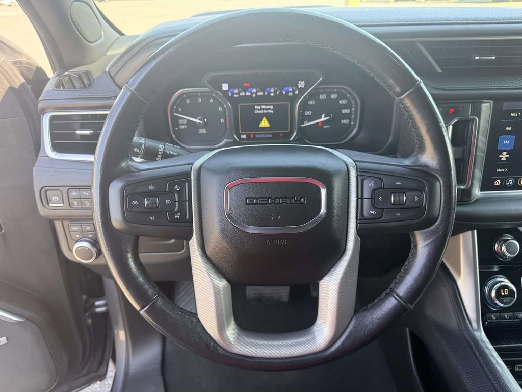 Used 2021 GMC Yukon XL Denali image 17