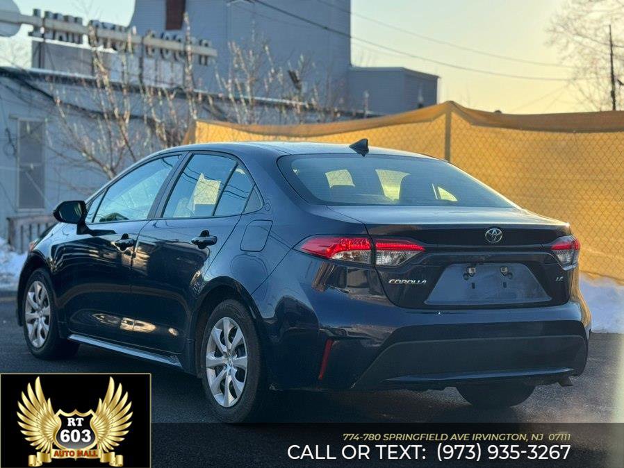 Used 2022 Toyota Corolla LE image 6