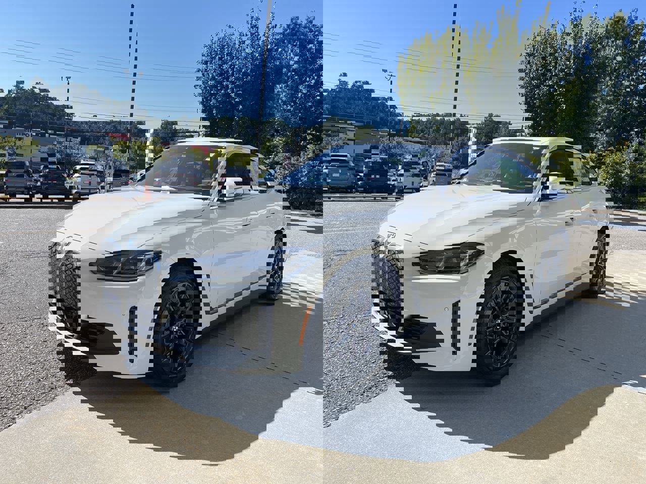 Used 2025 BMW i4 eDrive40 w/ Premium Package image 4