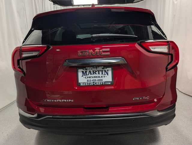 Used 2023 GMC Terrain AT4 AWD/4WD image 5