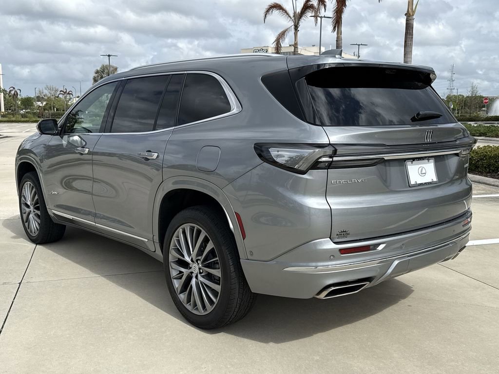 Used 2025 Buick Enclave Avenir w/ Super Cruise Package FWD image 10