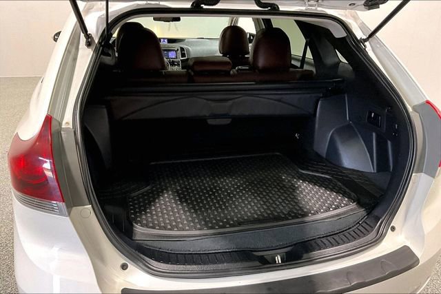 Used 2016 Toyota Venza AWD image 40