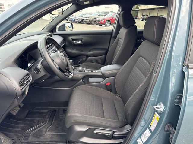 Used 2025 Honda HR-V Sport image 15