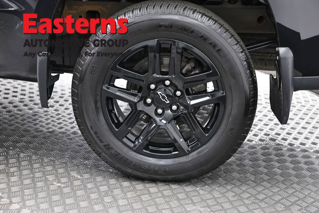 Used 2024 Chevrolet Silverado 1500 Custom AWD/4WD image 33