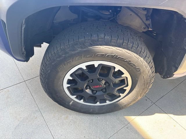 Used 2024 Toyota Tacoma TRD Off-Road AWD/4WD image 12