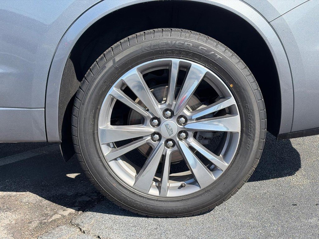Used 2022 Cadillac XT6 Premium Luxury FWD image 8