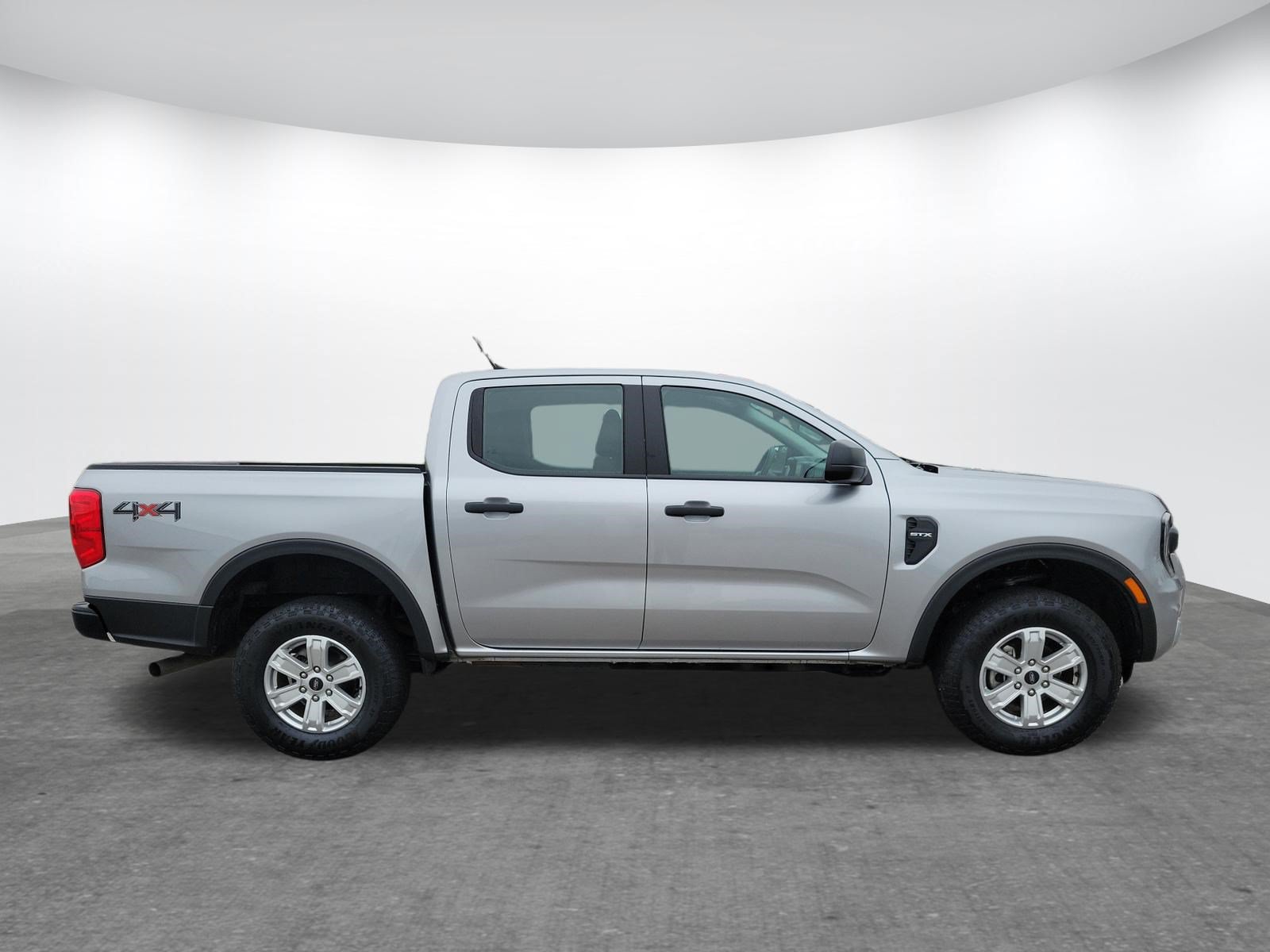 Used 2024 Ford Ranger XL AWD/4WD image 4