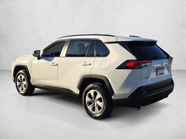 Used 2021 Toyota RAV4 LE FWD image 8