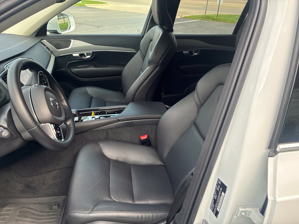 Certified 2024 Volvo XC90 B5 Core w/ Climate Package AWD/4WD image 10