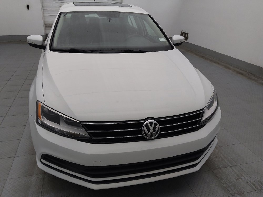 Used 2015 Volkswagen Jetta SE FWD image 14