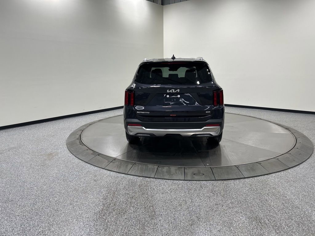 New 2026 Kia Sorento S image 5