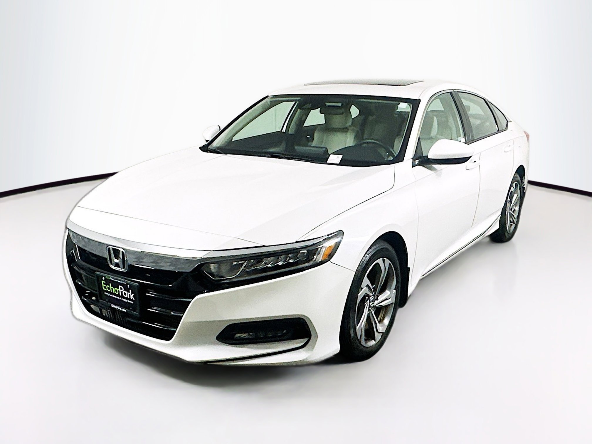 Used 2018 Honda Accord EX image 3