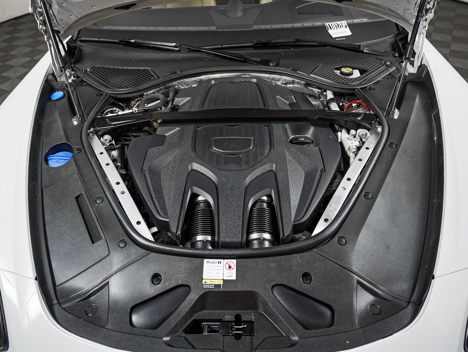 Certified 2023 Porsche Panamera 4S image 12