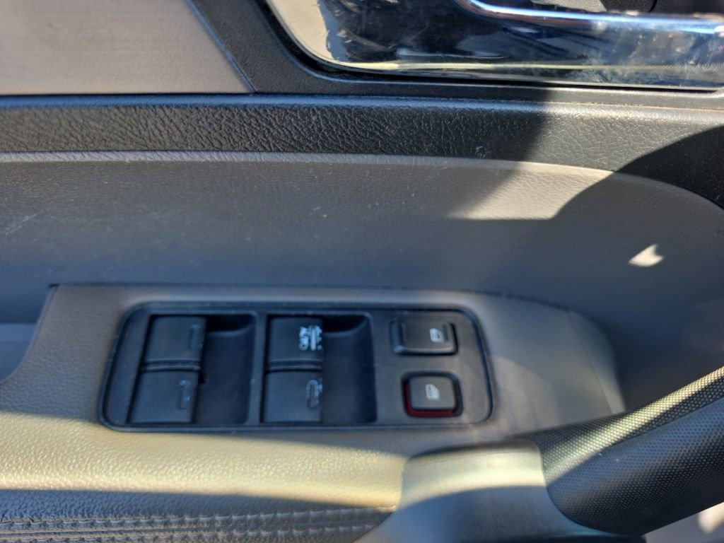 Used 2011 Honda CR-V EX-L image 12