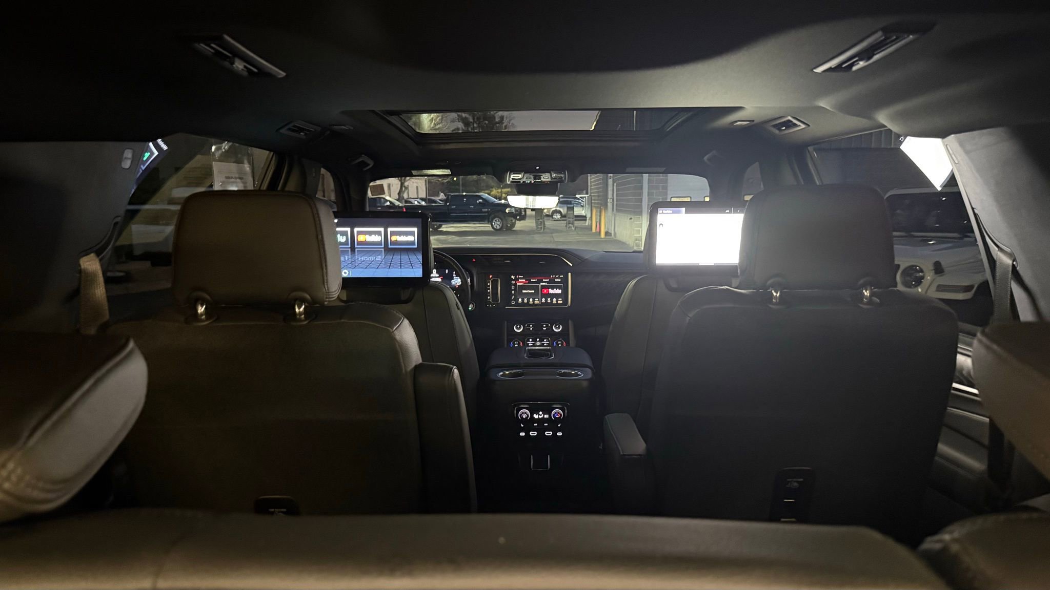 Used 2024 GMC Yukon XL Denali w/ Advanced Technology Package image 51