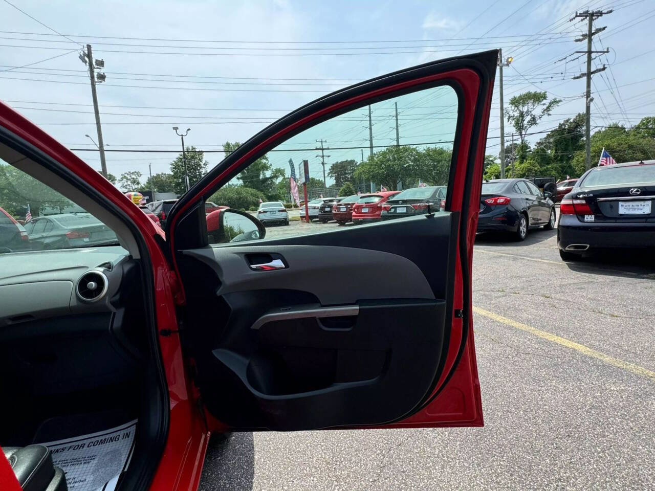 Used 2020 Chevrolet Sonic Premier FWD image 14