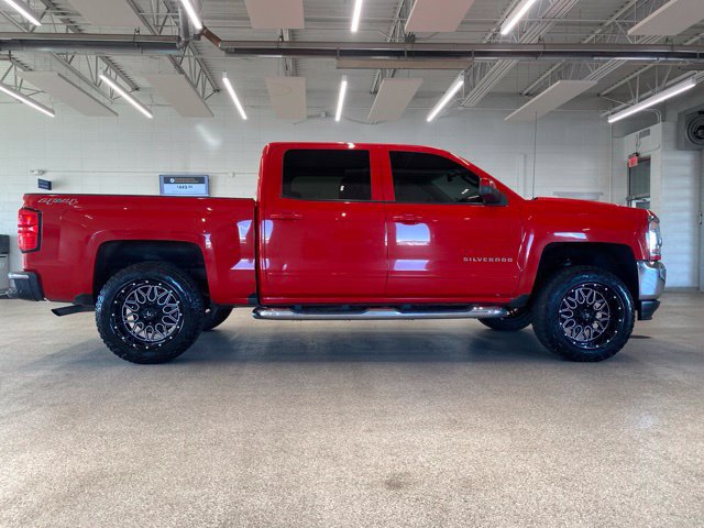 Used 2016 Chevrolet Silverado 1500 LT w/ All Star Edition AWD/4WD image 4