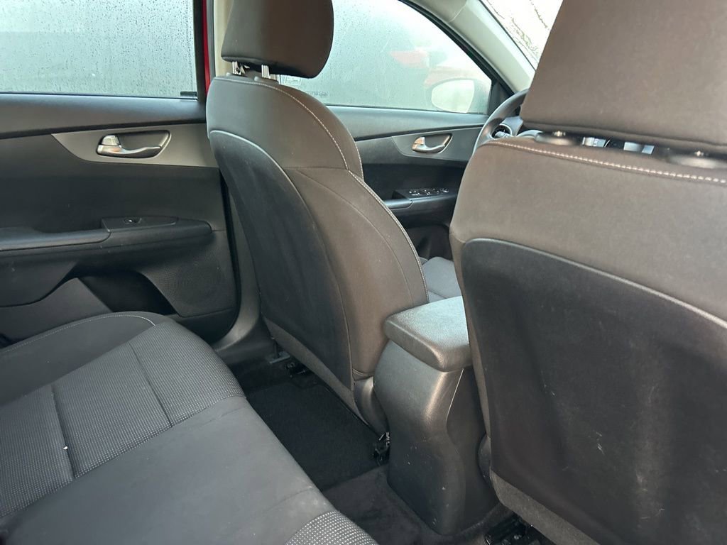 Used 2019 Kia Forte LXS FWD image 10