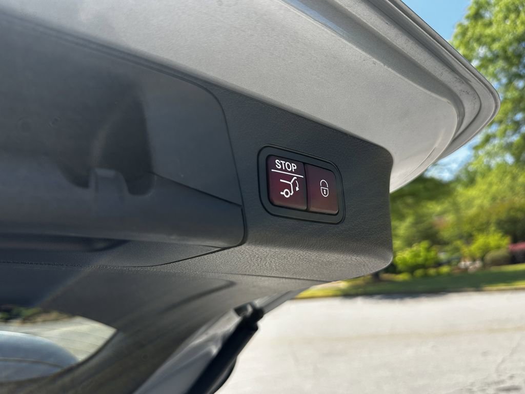 Used 2025 Mercedes-Benz GLB 250 image 22