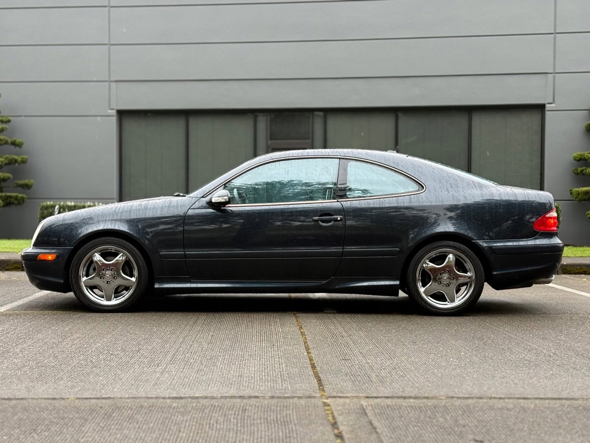 Used 2001 Mercedes-Benz CLK 430 Coupe image 6