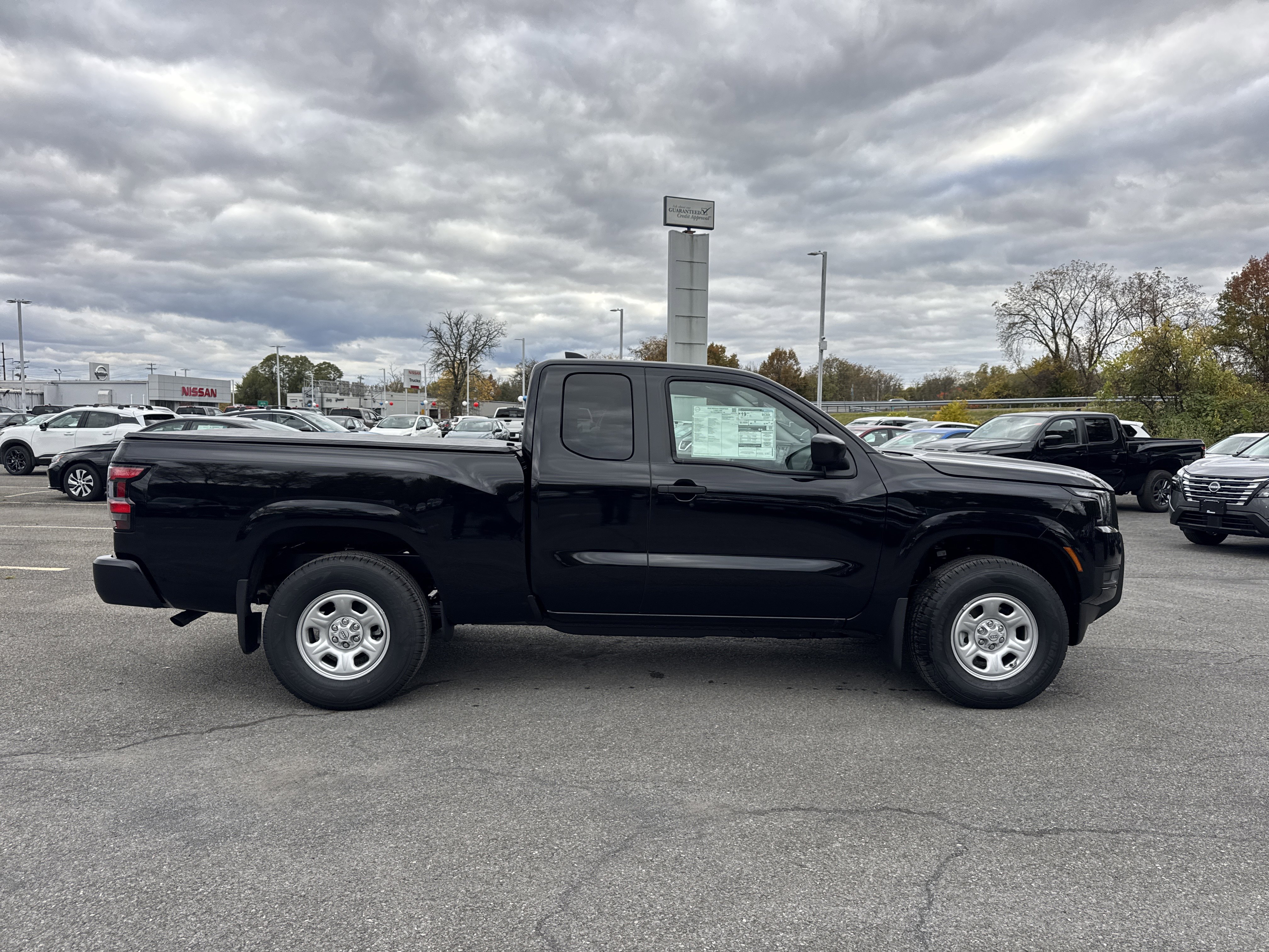 New 2026 Nissan Frontier S image 4