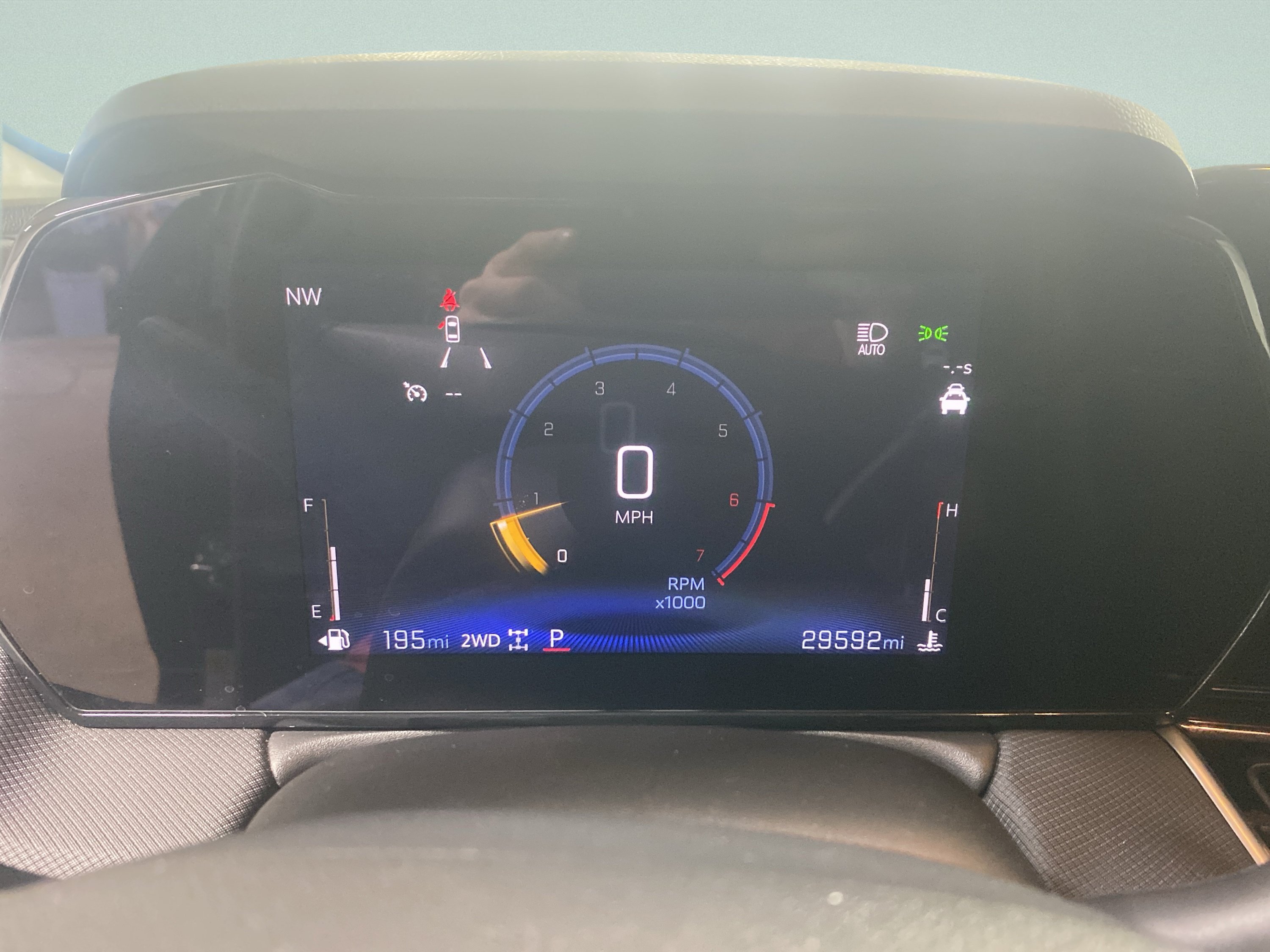 Used 2025 Chevrolet TrailBlazer LT AWD/4WD image 18