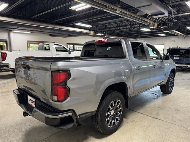 Certified 2024 Chevrolet Colorado LT w/ LT Convenience Package III AWD/4WD image 4