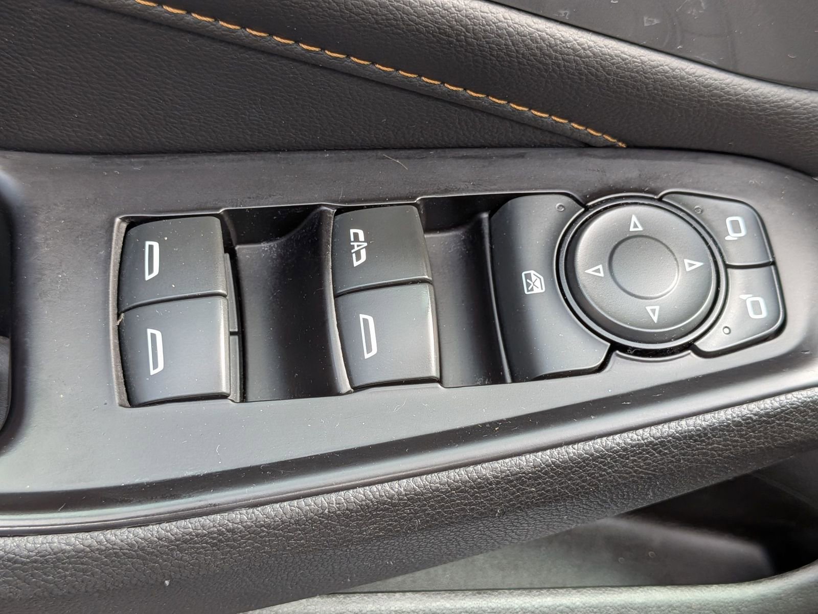 Used 2019 Chevrolet Traverse LT FWD image 14