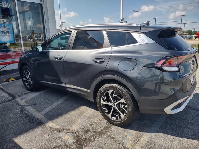 Certified 2024 Kia Sportage EX AWD/4WD image 11
