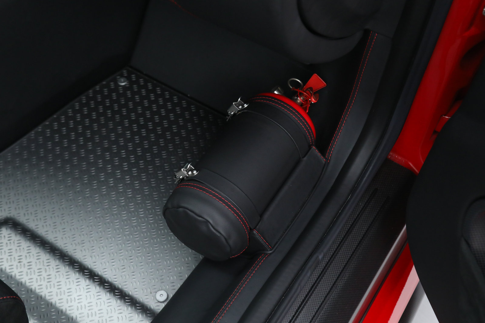 Used 2011 Ferrari 599 GTO RWD image 29