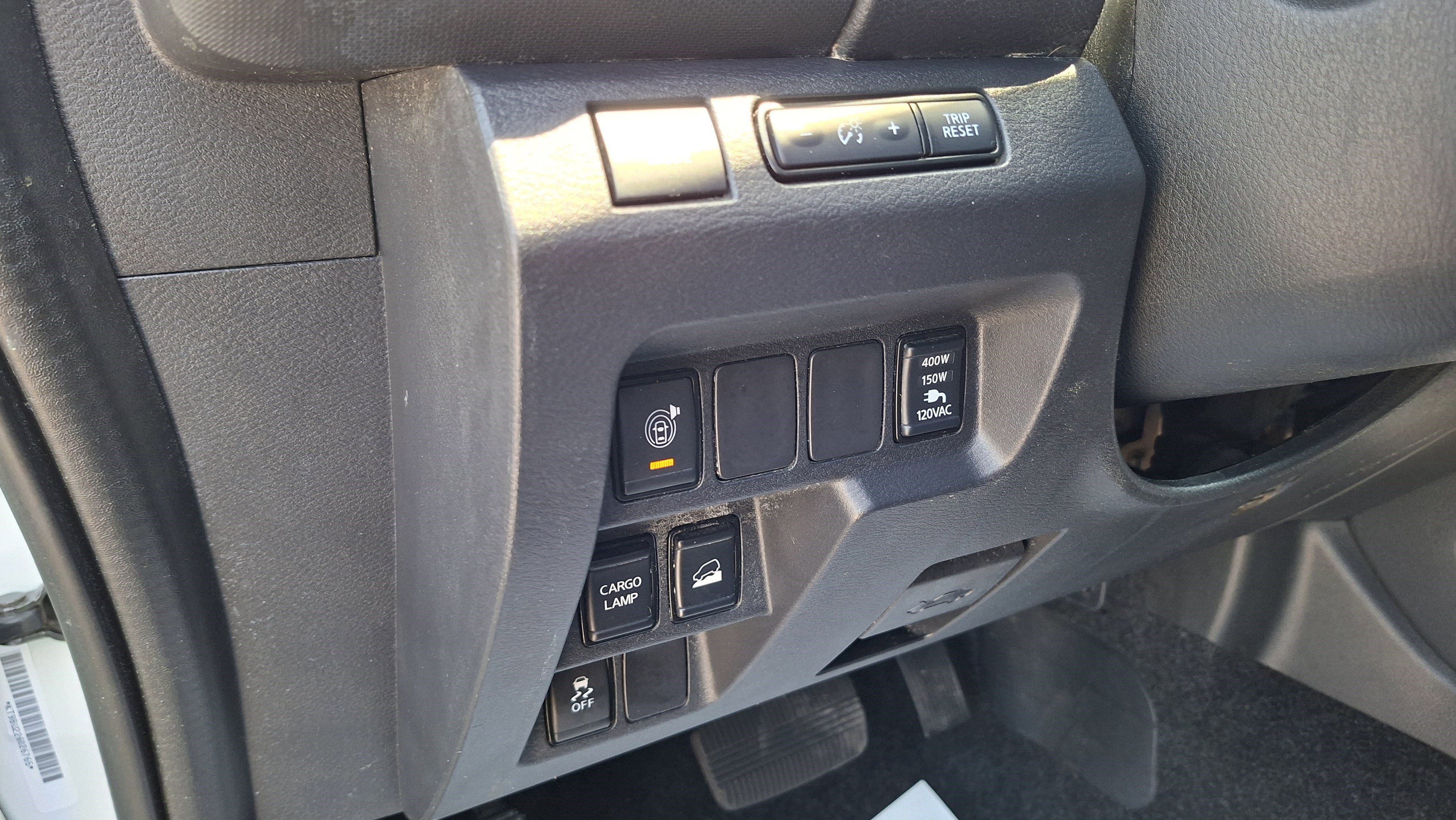 Used 2022 Nissan Frontier SV w/ Technology Package image 10