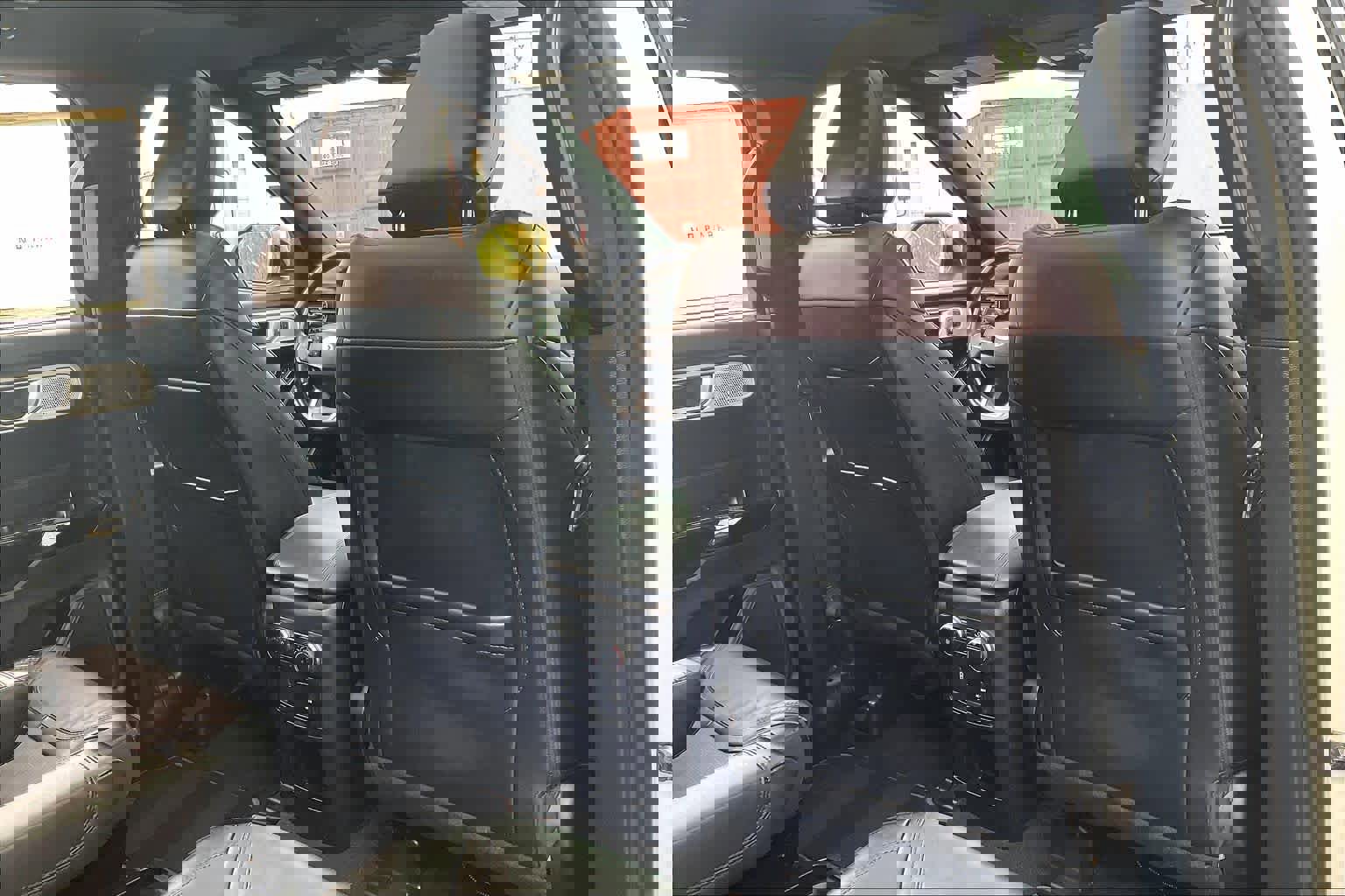 Used 2021 Ford Explorer Platinum w/ Premium Technology Package image 20