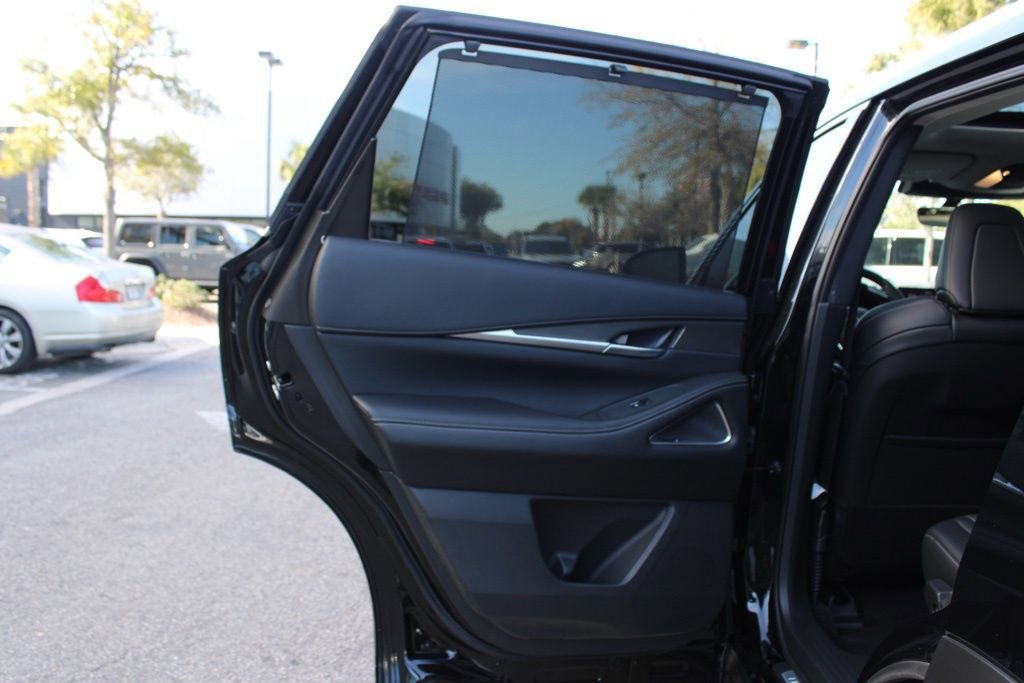 Certified 2025 INFINITI QX60 Luxe image 27