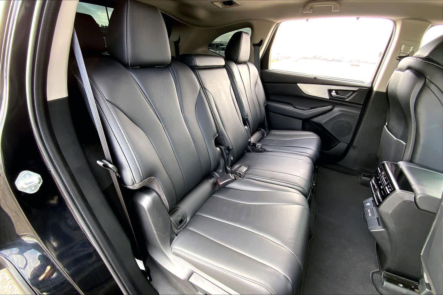 Used 2024 Acura MDX SH-AWD w/ Technology Package image 19