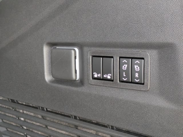 New 2026 GMC Yukon Elevation AWD/4WD image 15