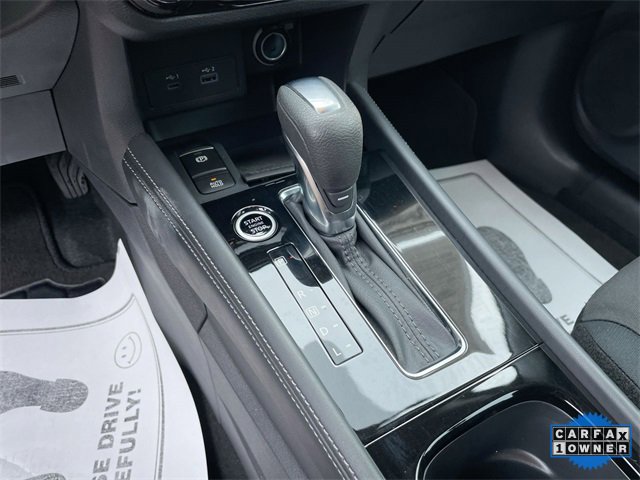 Used 2024 Nissan Kicks SR image 21