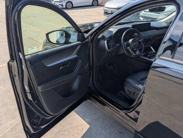 Used 2025 MAZDA CX-90 3.3 Turbo w/ Preferred Package AWD/4WD image 37