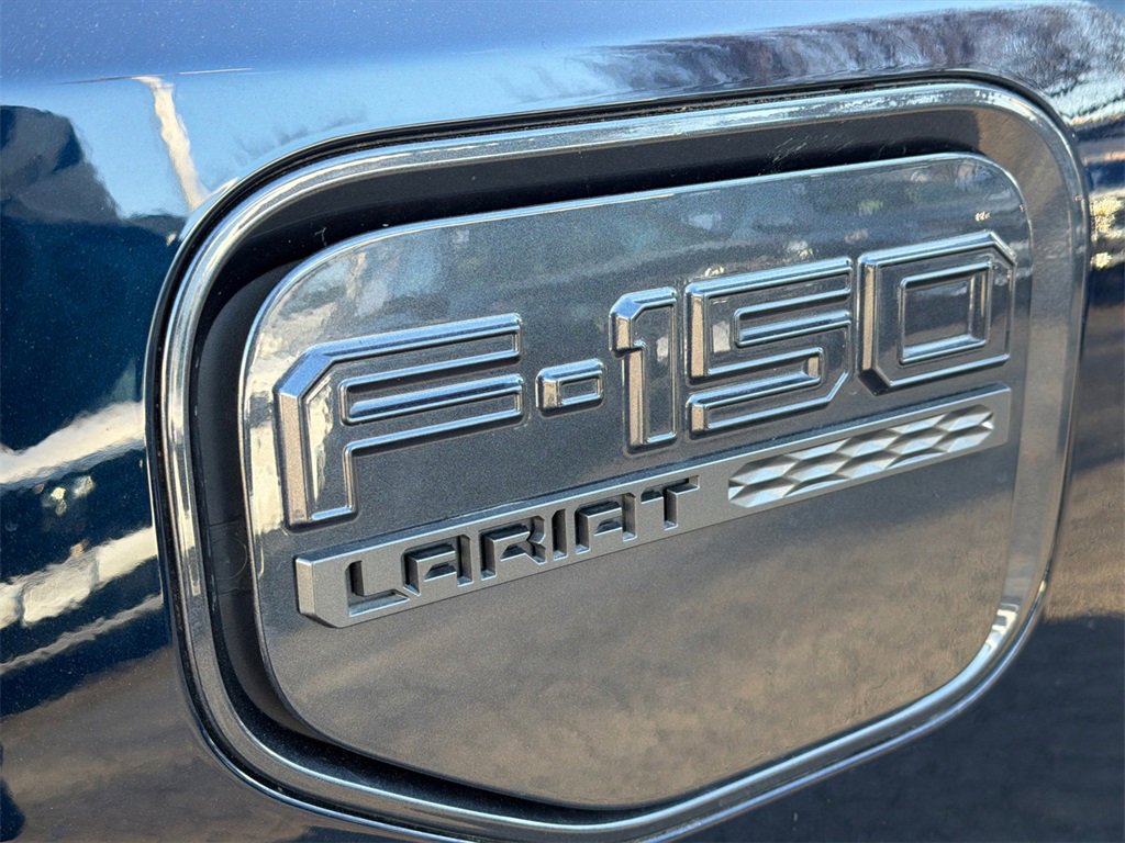 Used 2023 Ford F150 Lightning Lariat image 14
