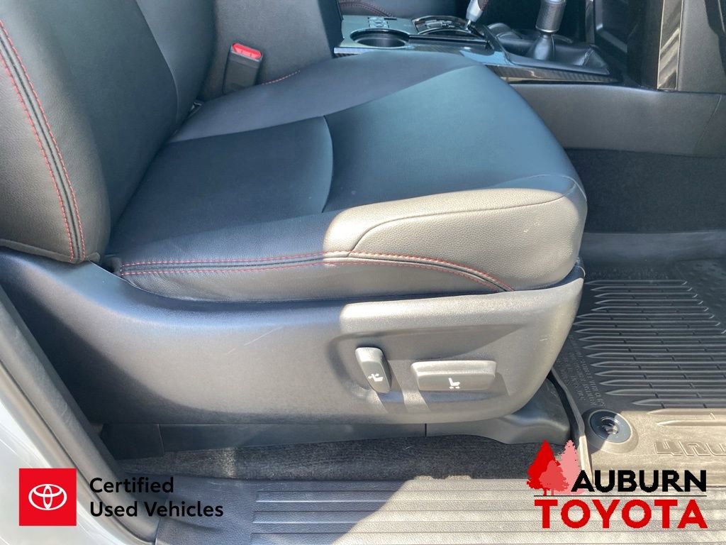 Certified 2024 Toyota 4Runner TRD Off-Road Premium w/ Moonroof Package AWD/4WD image 19