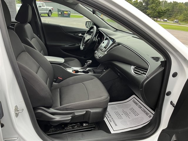 Used 2021 Chevrolet Malibu LT w/ Redline Edition FWD image 34