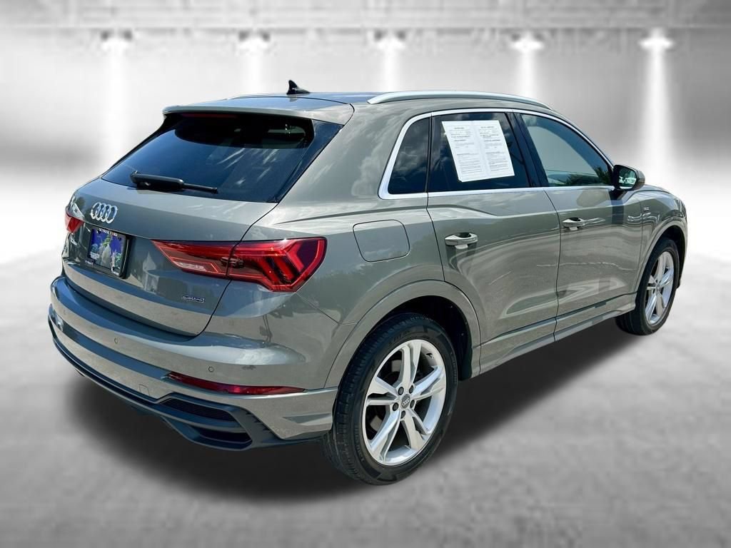 Used 2020 Audi Q3 2.0T Premium w/ Convenience Package AWD/4WD image 5