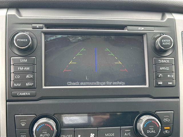 Used 2017 Nissan Titan SV image 17