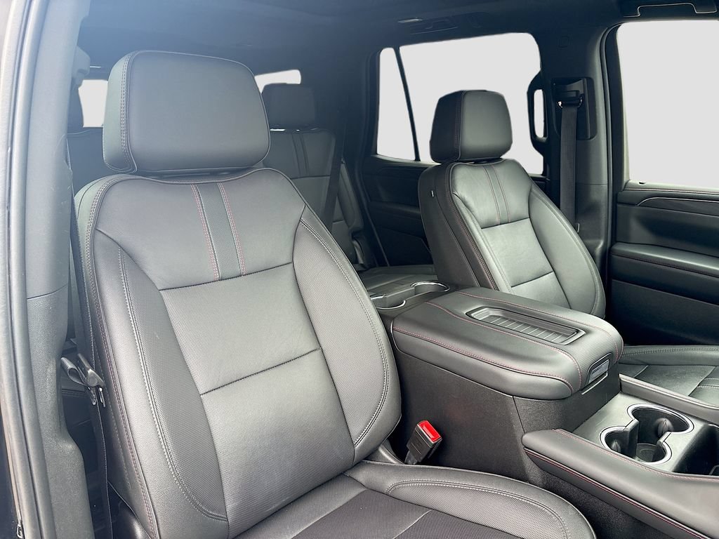 Used 2023 Chevrolet Tahoe RST AWD/4WD image 30