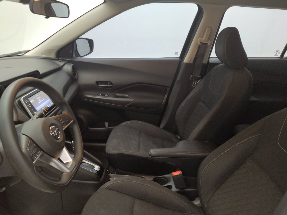 Used 2021 Nissan Kicks S FWD image 17