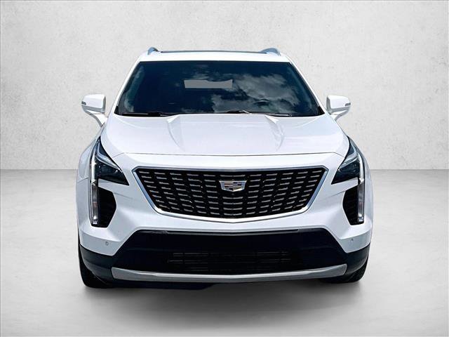 Used 2022 Cadillac XT4 Premium Luxury w/ Enhanced Visibility Package AWD/4WD image 3