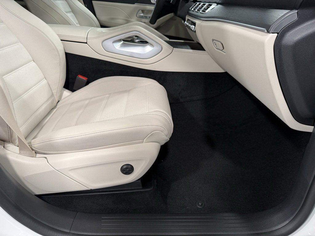 New 2026 Mercedes-Benz GLE 450 4MATIC Coupe image 16