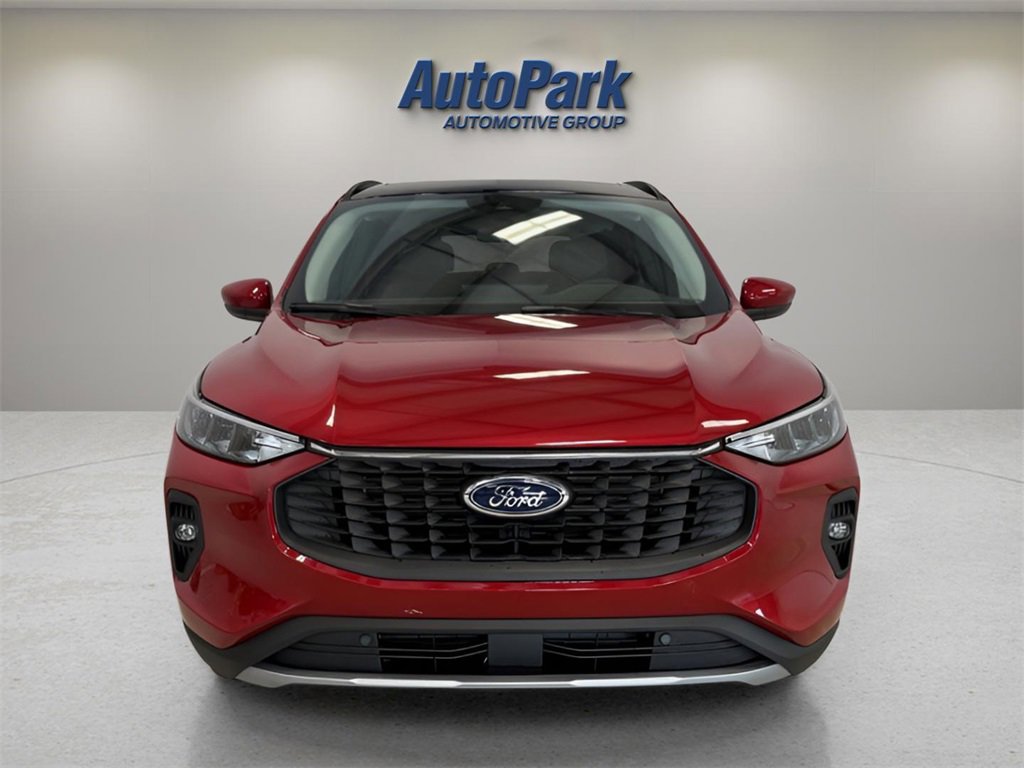 New 2026 Ford Escape SE w/ Class II Trailer Tow Package image 2