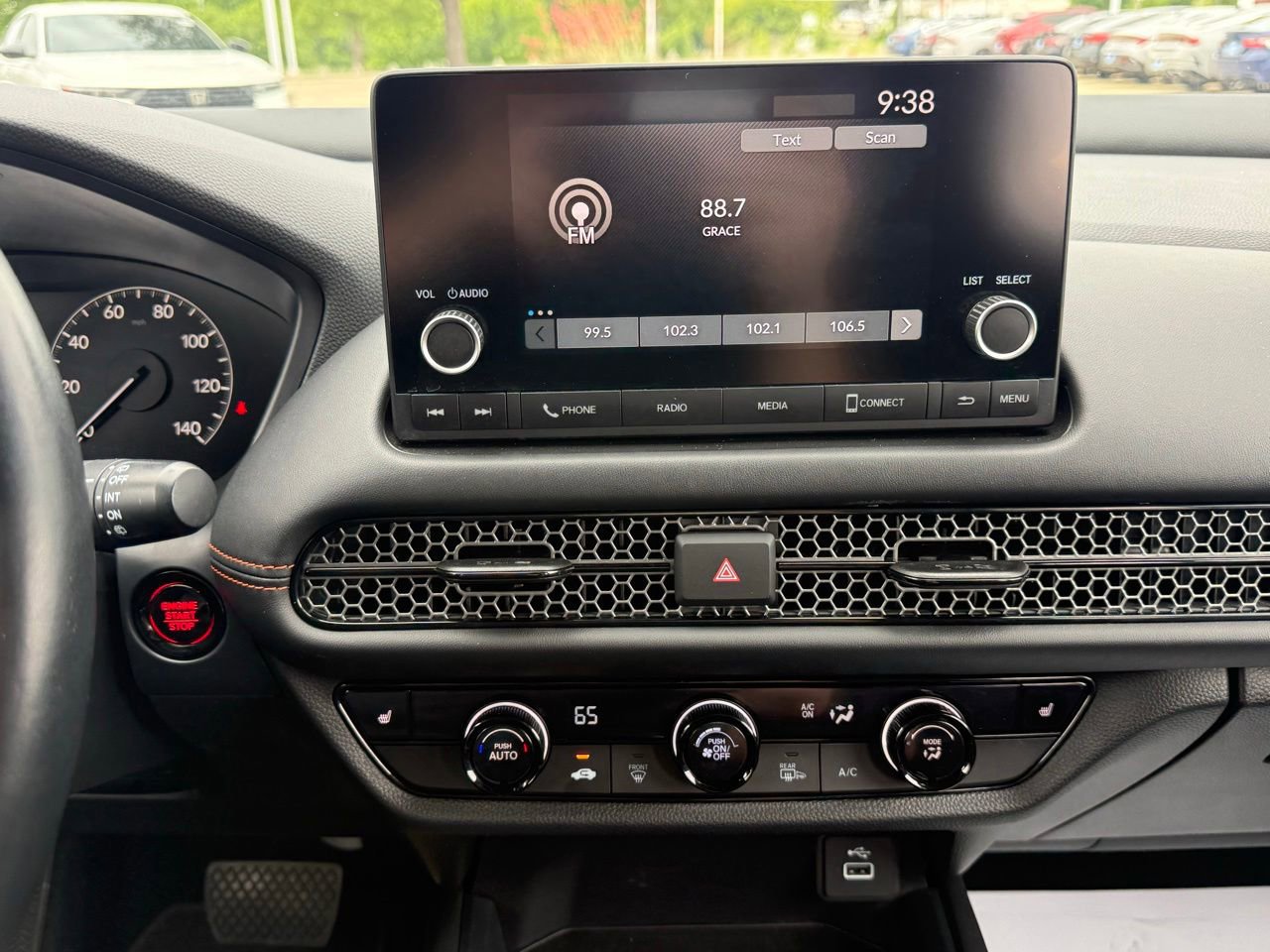 Used 2025 Honda HR-V Sport image 16