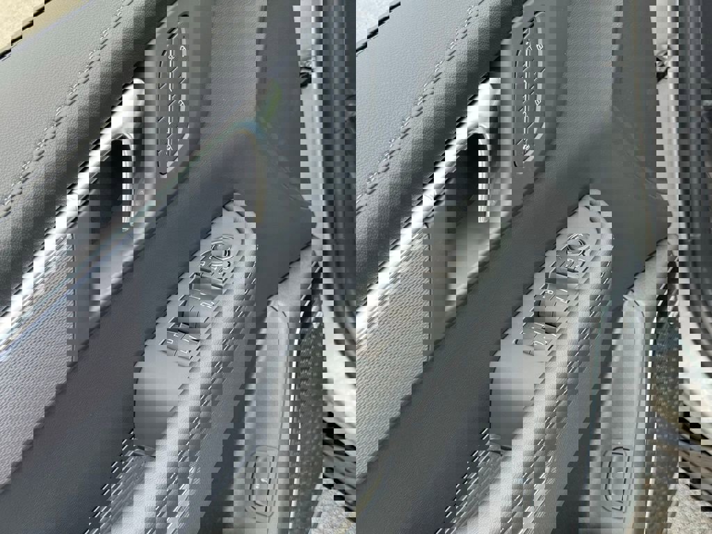 New 2025 Buick Enclave Sport Touring w/ Super Cruise Package image 17