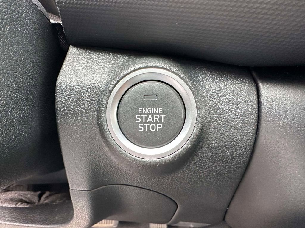 Certified 2023 Hyundai Kona SEL w/ Convenience Package AWD/4WD image 29